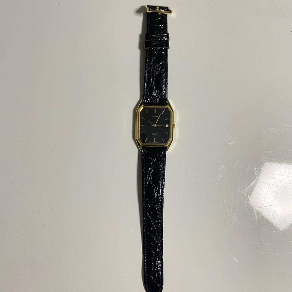 Men's Pulsar V532-5A90 Quartz Watch